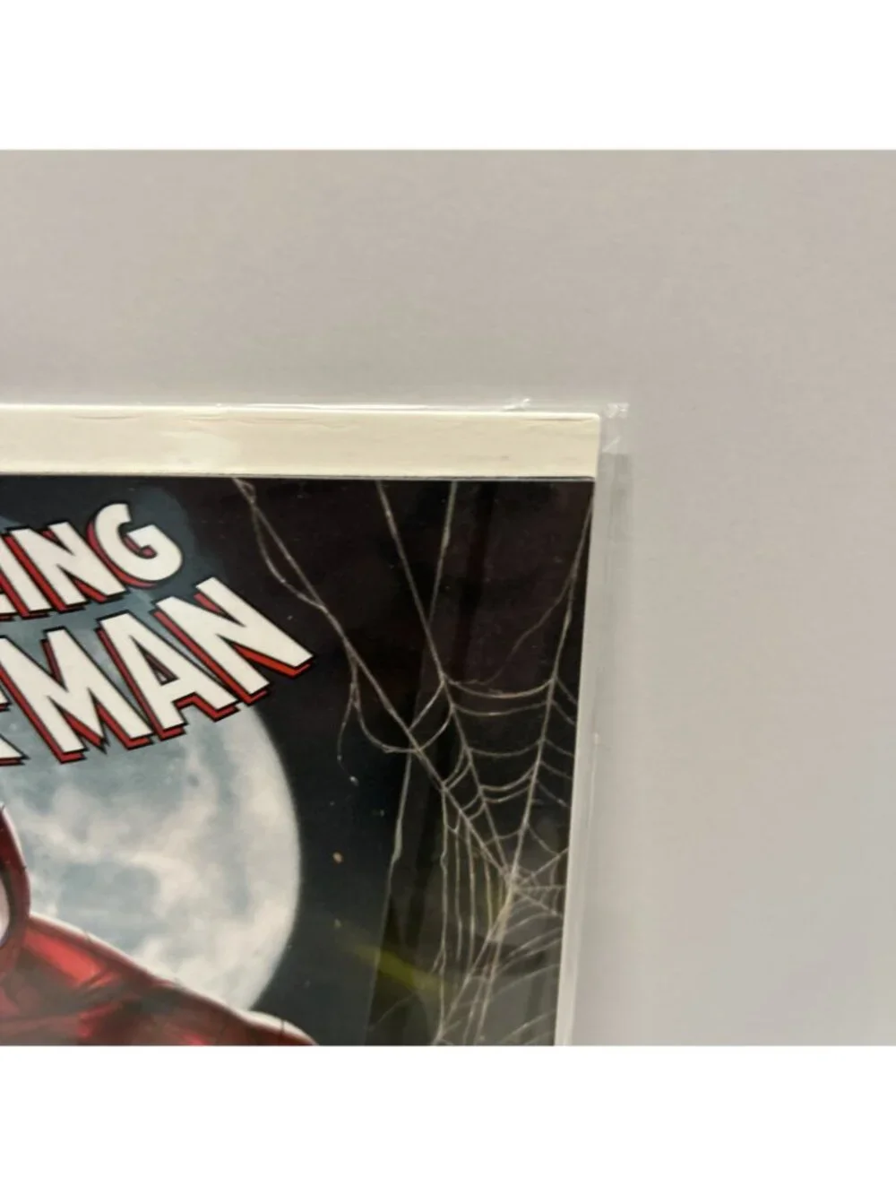 Amazing Spiderman 3 Nm- Personally Signed By Inhyuk Lee Variant Comic Book